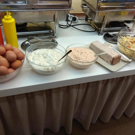 פראג Hotel Na Zamecku מראה חיצוני תמונה