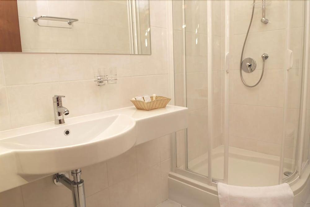 פראג Hotel Na Zamecku מראה חיצוני תמונה