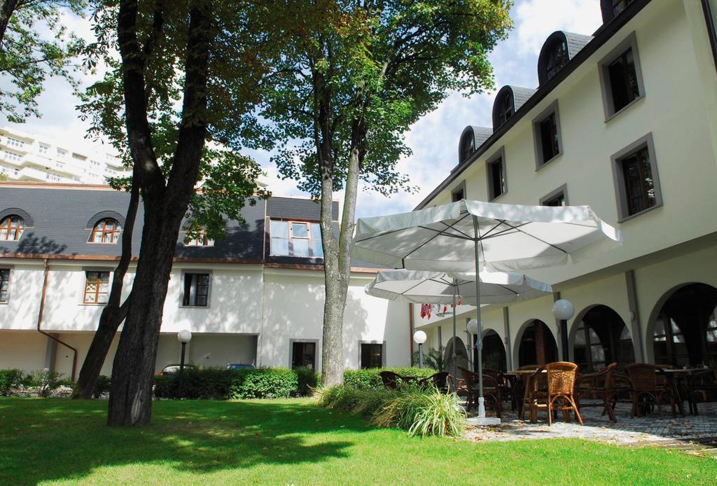 פראג Hotel Na Zamecku מראה חיצוני תמונה